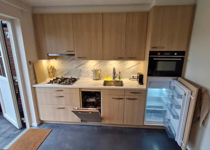 Holiday home Campingappartement Knegsel